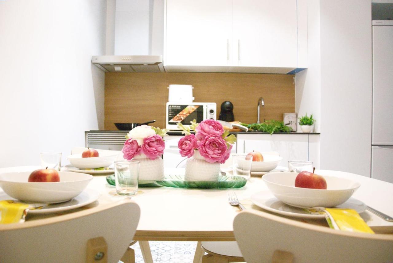 Ferienwohnung Vivienda Junto A Ruzafa - 12 Pax Y Mas Valencia Exterior foto
