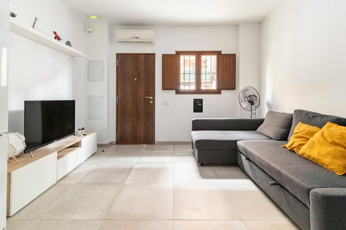 Ferienwohnung Vivienda Junto A Ruzafa - 12 Pax Y Mas Valencia Exterior foto