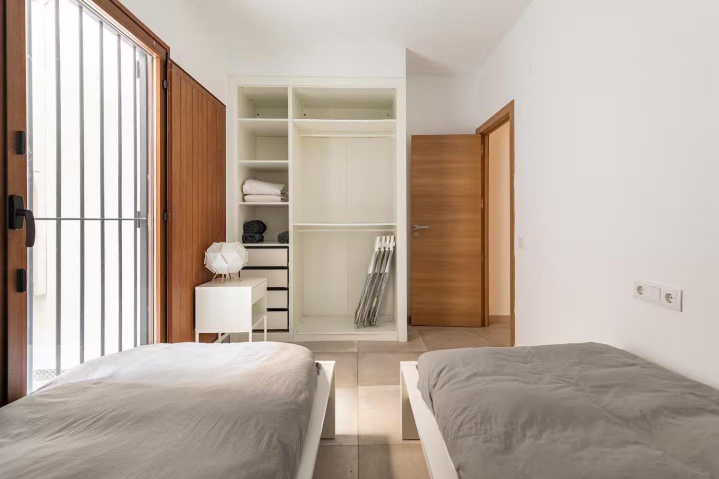 Ferienwohnung Vivienda Junto A Ruzafa - 12 Pax Y Mas Valencia Exterior foto