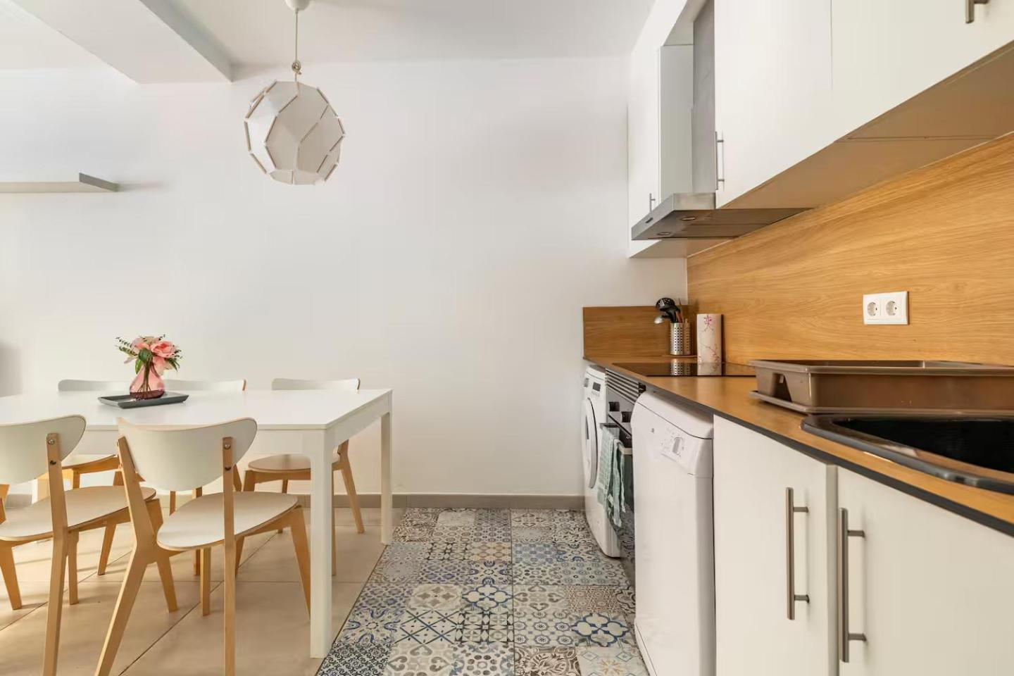 Ferienwohnung Vivienda Junto A Ruzafa - 12 Pax Y Mas Valencia Exterior foto